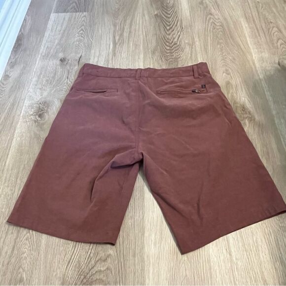Men's Burnside Burgundy Flat Front Hybrid Shorts - Picture 5 of 9